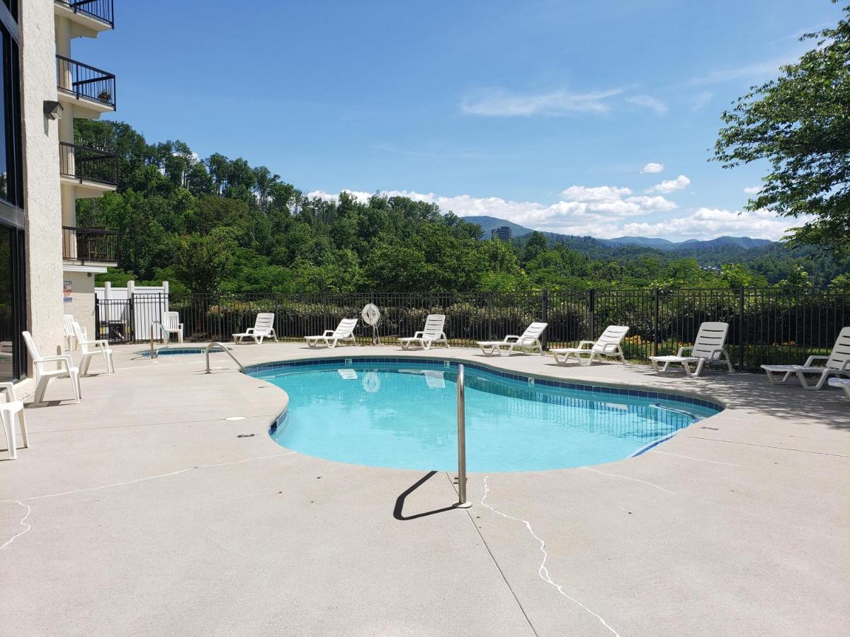 Gatlinburg Chateau Condo 302 エクステリア 写真